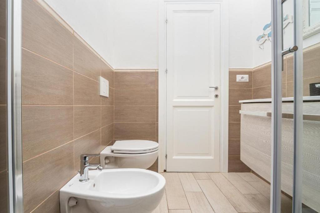 Bellissimo Appartamento Con Veranda Privata Al Centro Di Porto Rotondo Eksteriør billede