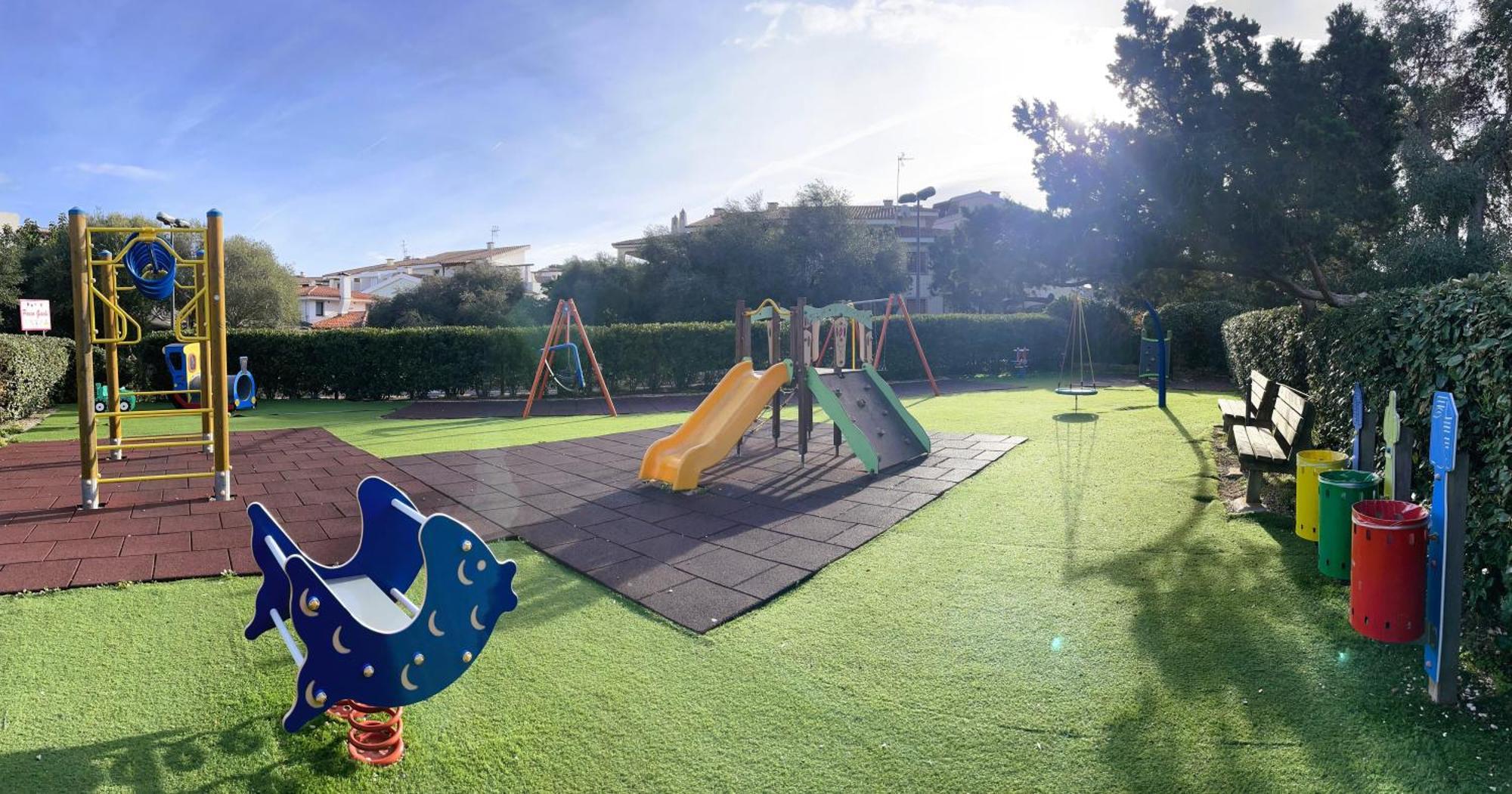 Bellissimo Appartamento Con Veranda Privata Al Centro Di Porto Rotondo Eksteriør billede